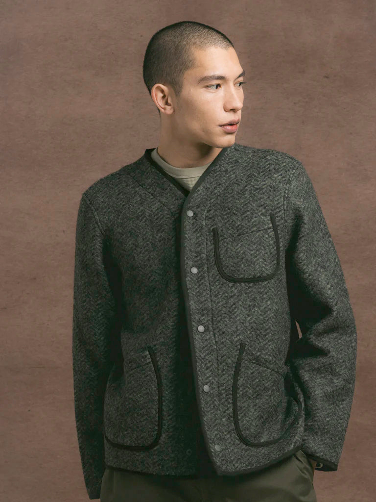 Neist Cardigan- Moss Wool Herringbone Kestin Jackets