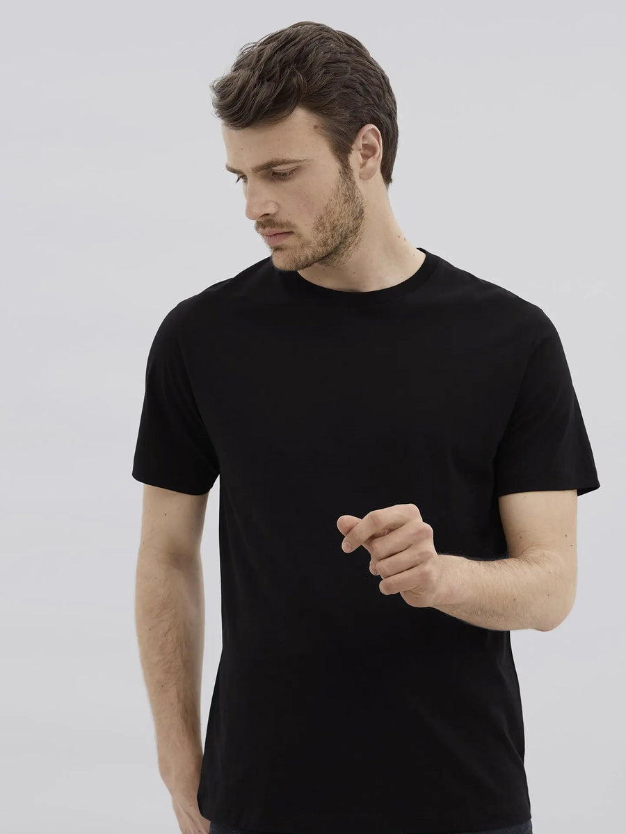 Flex Raglan Sweatshirt- Black - Eames NW