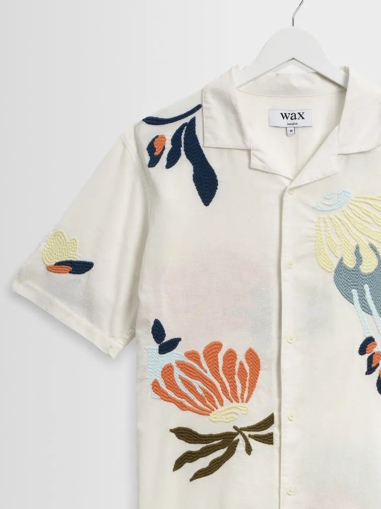 CDGHP 12AW 刺繍シャツ Wax London | Didcot- Ecru Flower Embroidered – Eames NW