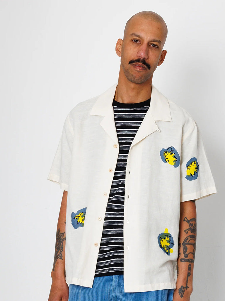 Folk | Relaxed Soft Collar Shirt- Embroidered Flower Ecru – Eames NW